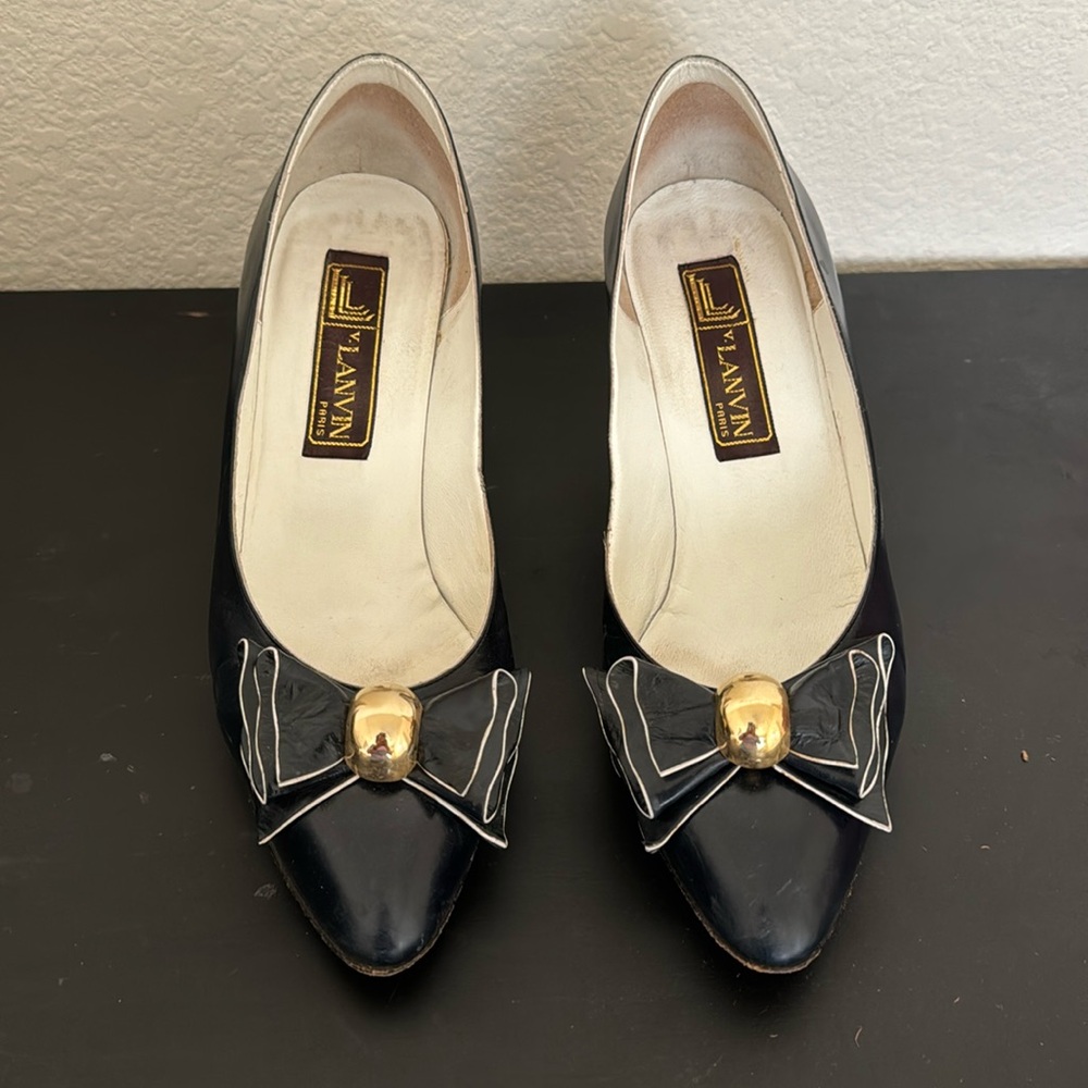 Vintage Lanvin Paris pumps